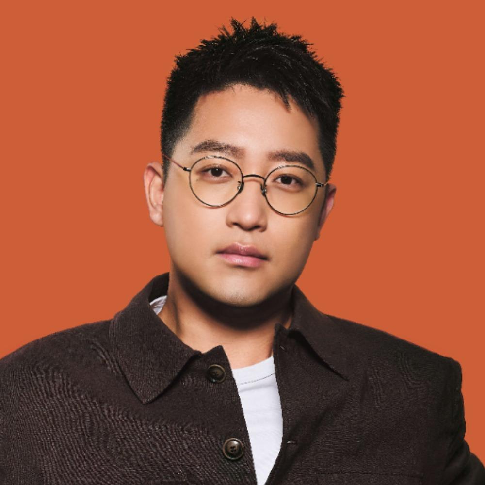 Dr. Martin Zhu