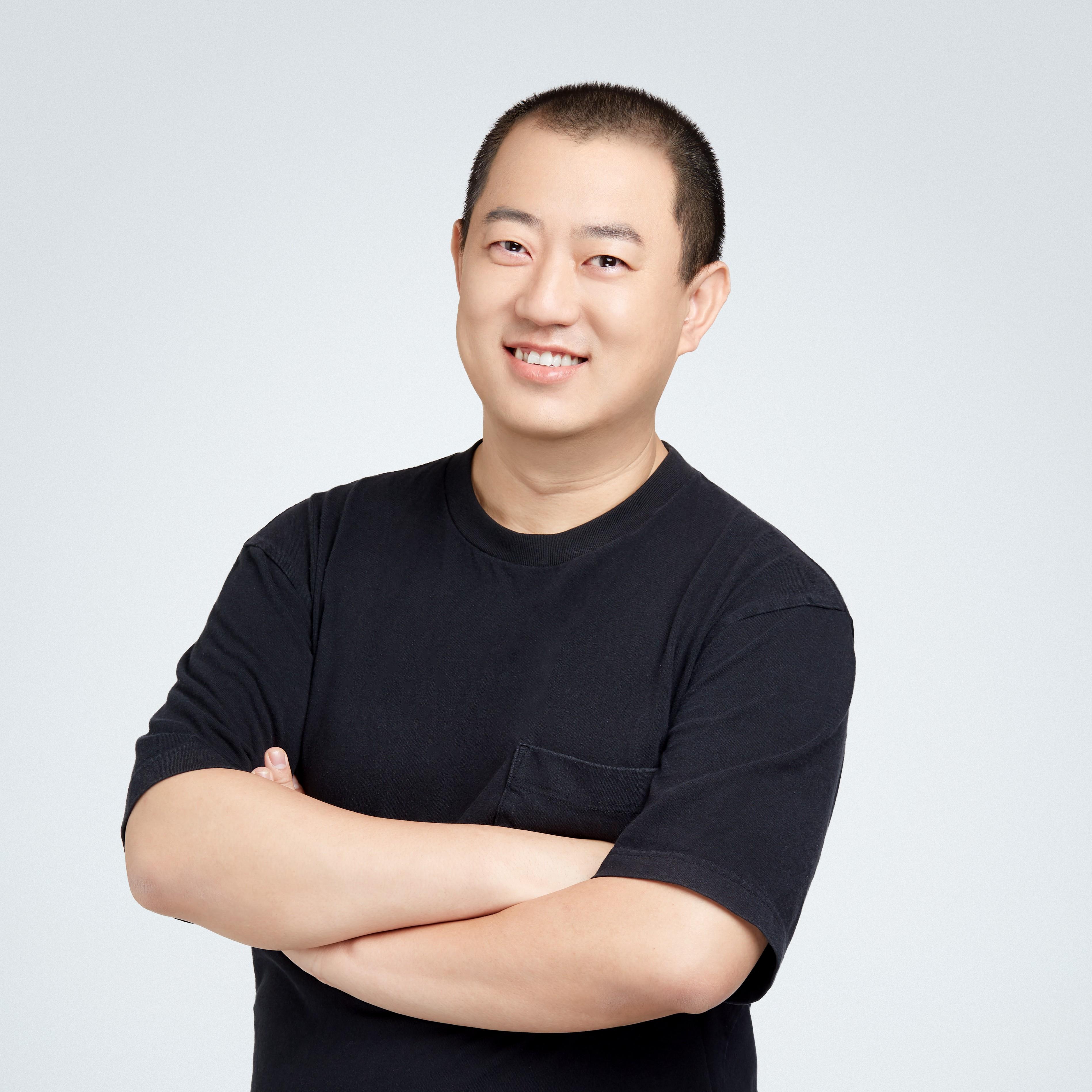 Speaker image