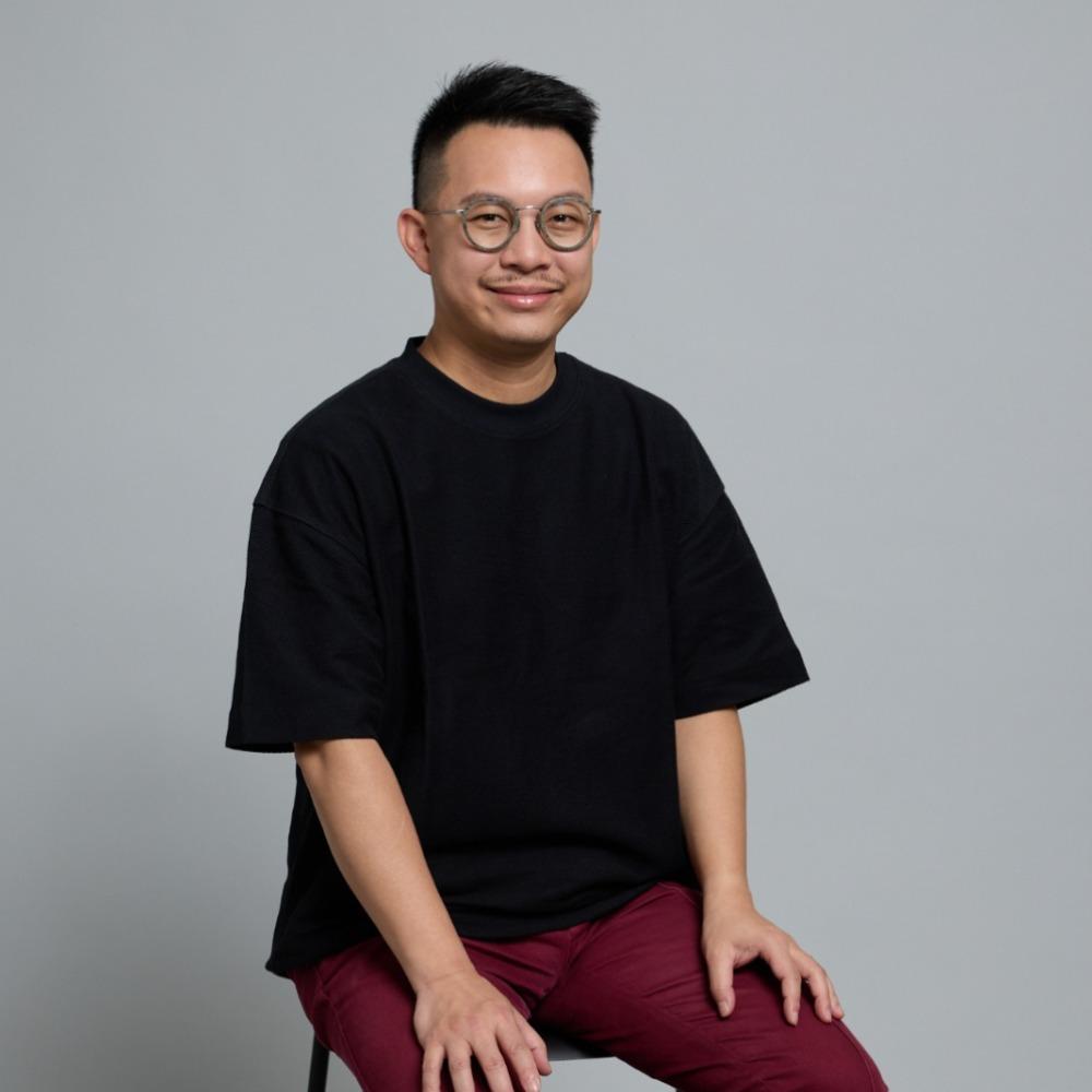 Speaker image